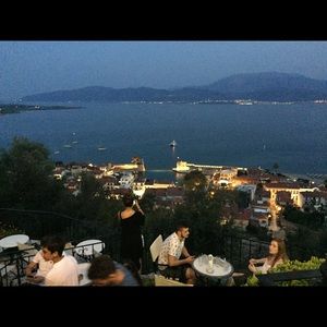 Meet your Posher, Linda